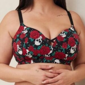 Torrid 360 Back Smoothing Wire Free Plunge Push-Up Bra Skulls & Roses